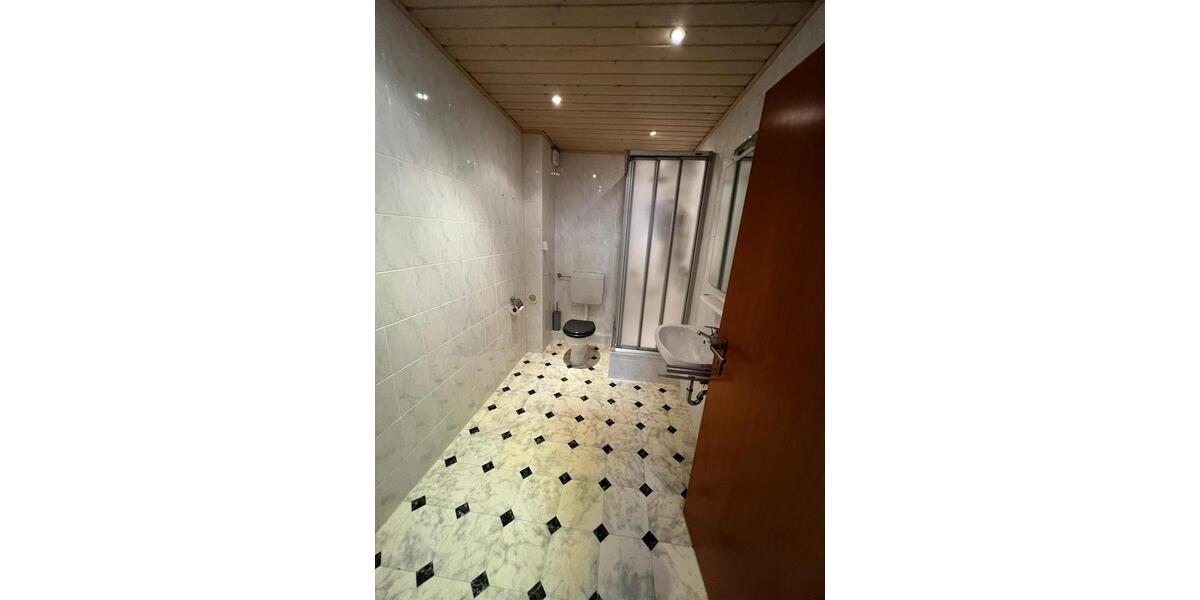 Etagenwohnung Schieder-Schwalenberg Schwalenberg - 2 Zimmer, 82 m&sup2;, 500&euro; | Angebot:26031730