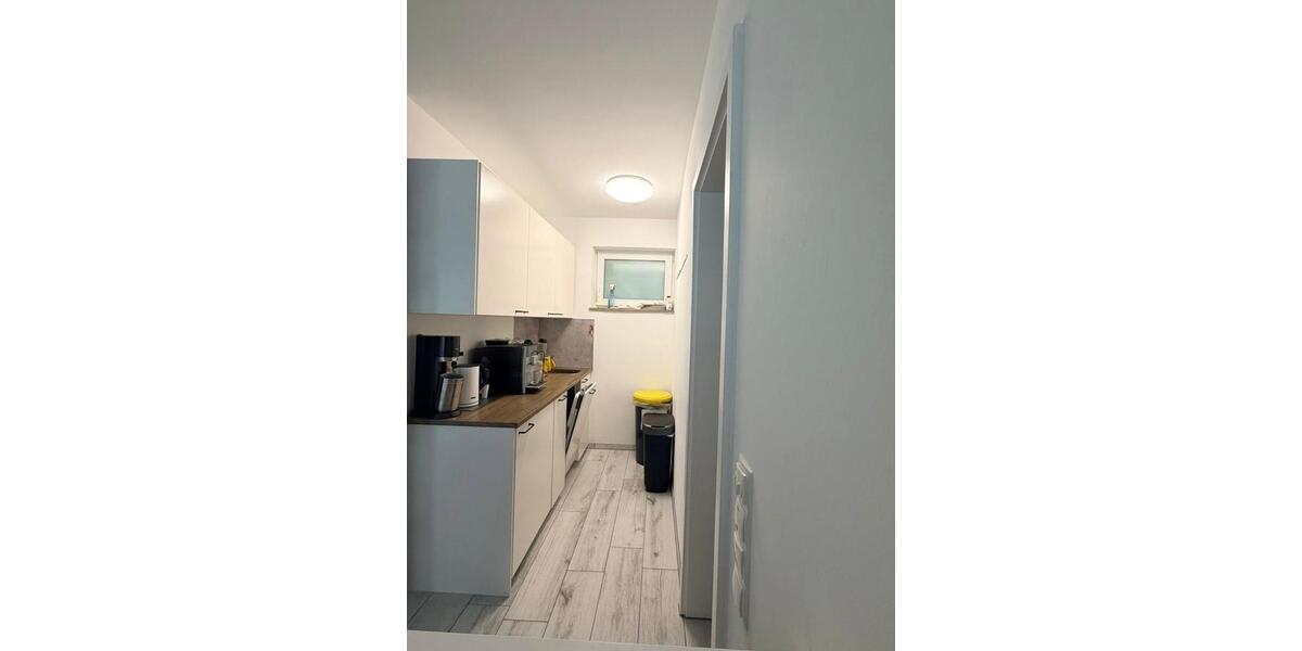 Helles Büro mit Terrasse in Estenfeld zimmer