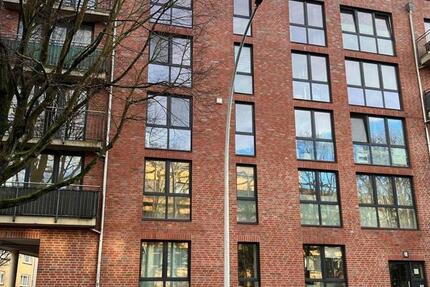 Zimmer frei ab April! Azubis und Studenten! 1 zimmer