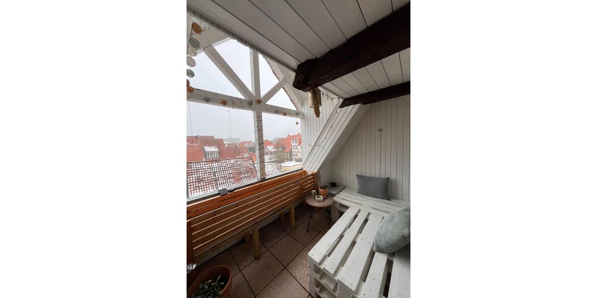 Dachgeschoßwohnung Celle - 2 Zimmer, 90 m&sup2;, 810&euro; | Angebot:25049336