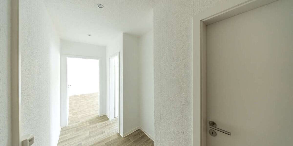 Etagenwohnung Löderburg Löderburg - 4 Zimmer, 100 m&sup2;, 619&euro; | Angebot:26099527