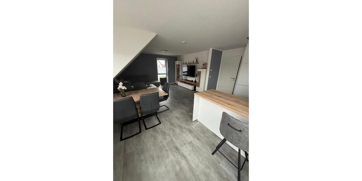 Etagenwohnung Neuenhaus - 3 Zimmer, 74 m&sup2;, 850&euro; | Angebot:25048478