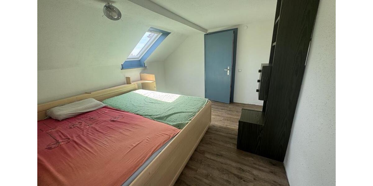 Dachgeschoßwohnung Kempten (Allgäu) Auf der Halde - 1 Zimmer, 15 m&sup2;, 450&euro; | Angebot:26375383
