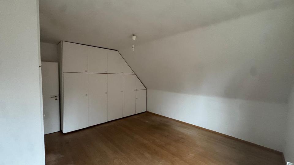 Helle 3-Zimmer-Wohnung in Köln-Weiden 3 zimmer