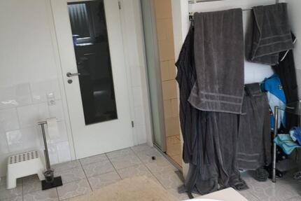 Möblierte Zimmer in freundlicher 4er-WG – inkl. Nebenkosten, Gart 4 zimmer