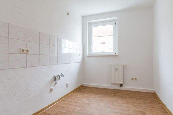 Etagenwohnung Oschatz Zschöllau - 3 Zimmer, 65 m&sup2;, 385&euro; | Angebot:25725806