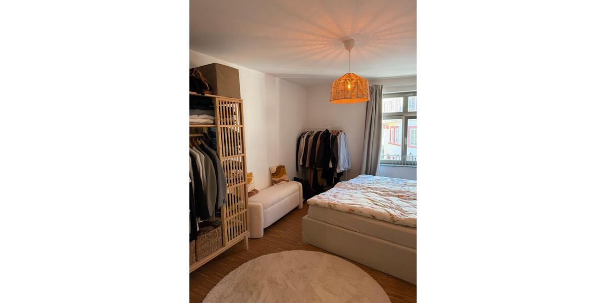 Etagenwohnung Erfurt - 2 Zimmer, 52 m&sup2;, 800&euro; | Angebot:26435032