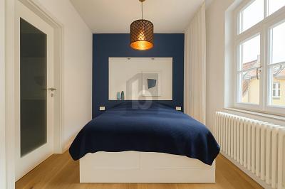 MÖBLIERT IN TOP LAGE 2 zimmer