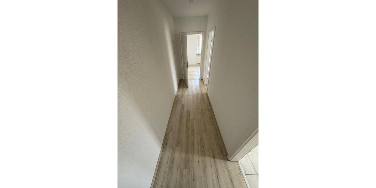Etagenwohnung Glauchau - 2 Zimmer, 45 m&sup2;, 265&euro; | Angebot:26241894