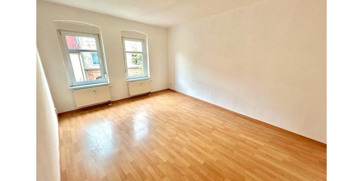 Etagenwohnung Altenburg - 3 Zimmer, 73 m&sup2;, 525&euro; | Angebot:26033018
