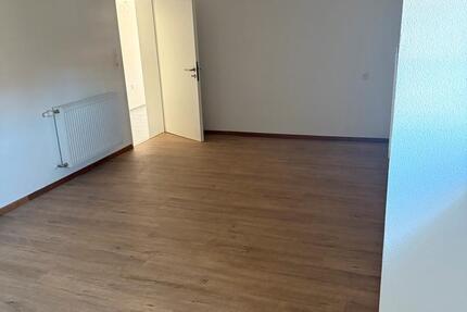 Wohnung Lollar - 2 Zimmer, 48 m&sup2;, 500&euro; | Angebot:24877256
