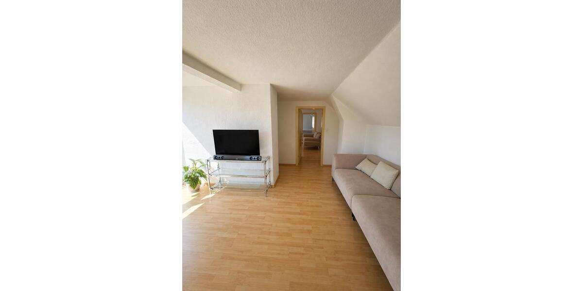 Dachgeschoßwohnung Lübbecke - 3.5 Zimmer, 89 m&sup2;, 650&euro; | Angebot:26409885