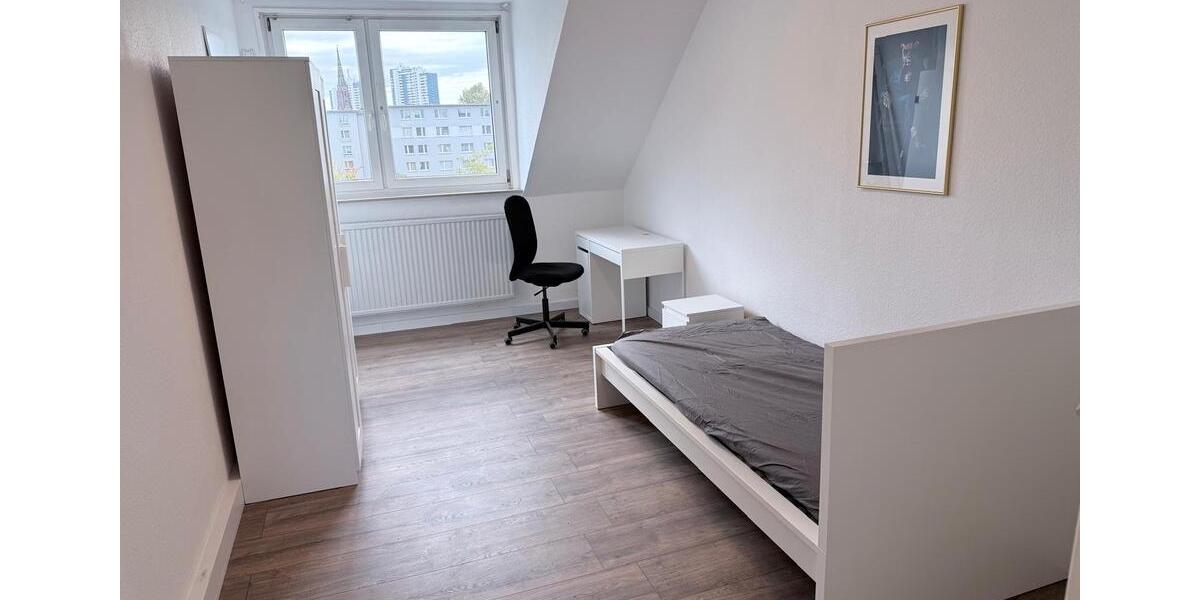 Wohnen auf Zeit Bremerhaven Mitte - 1 Zimmer, 15 m&sup2;, 500&euro; | Angebot:25048794