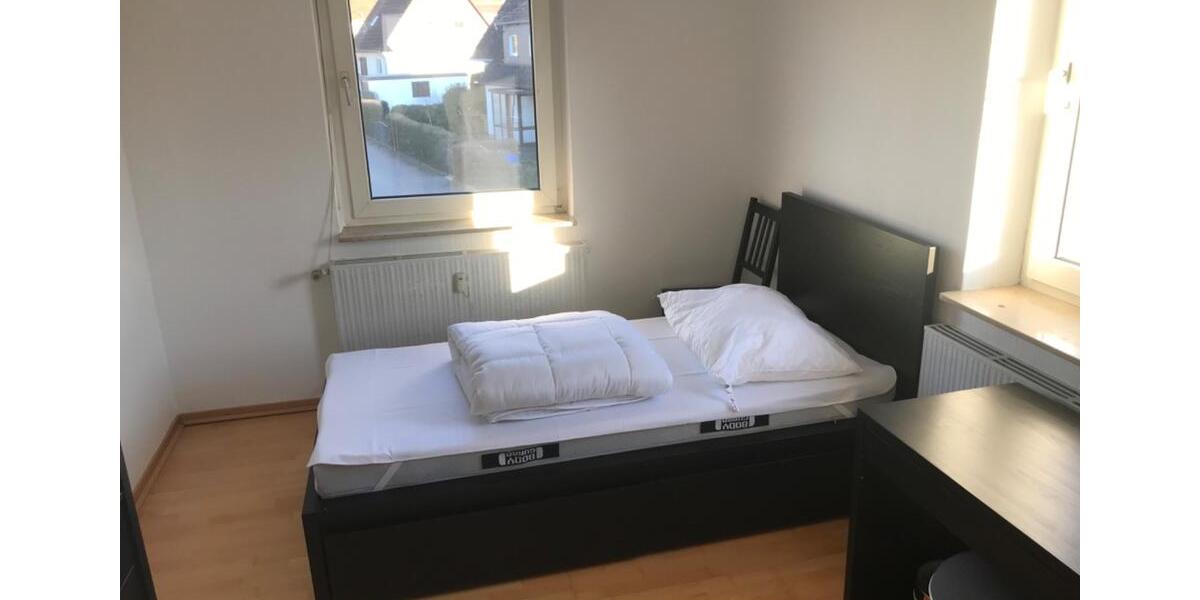 Etagenwohnung Marburg Biegenviertel - 3 Zimmer, 80 m&sup2;, 425&euro; | Angebot:24554627