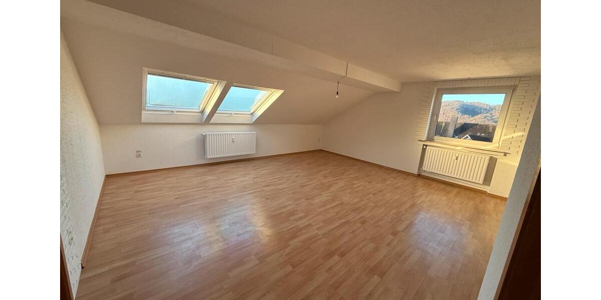 Dachgeschoßwohnung Hagen Hagen-Nord - 3.5 Zimmer, 80 m&sup2;, 950&euro; | Angebot:26517473