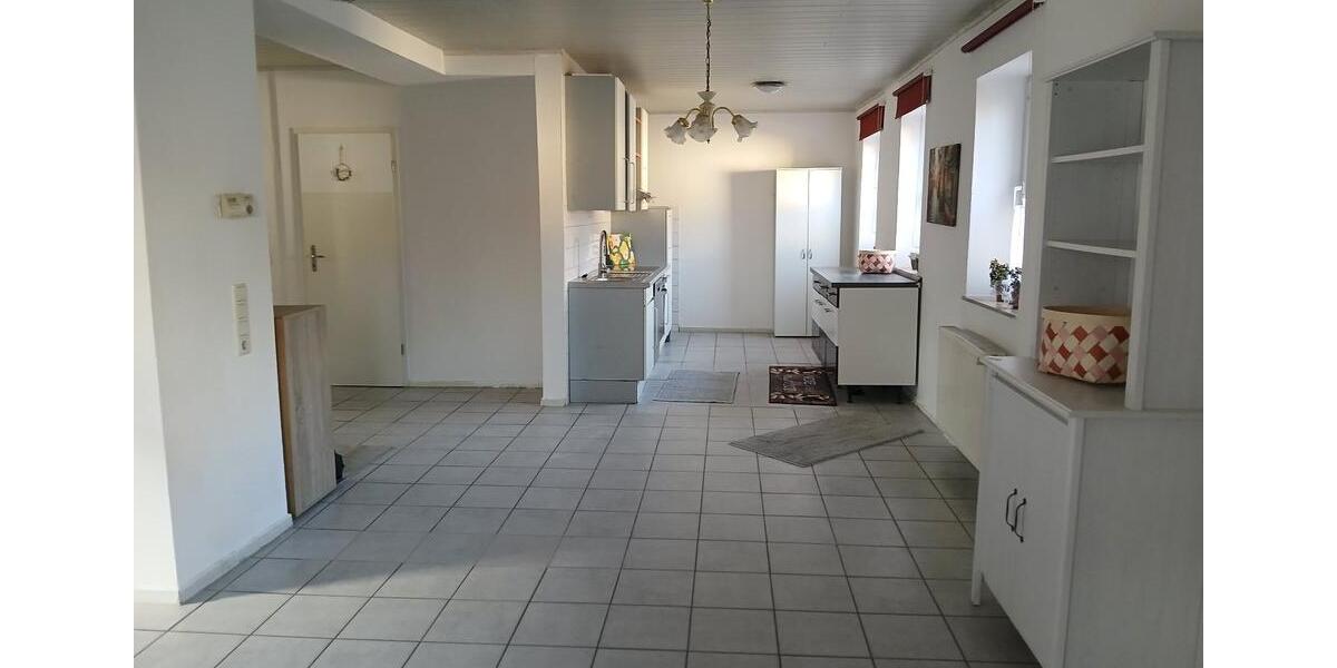 Einfamilienhaus Enkenbach-Alsenborn Alsenborn - 6 Zimmer, 200 m&sup2;, 1.600&euro; | Angebot:24646583