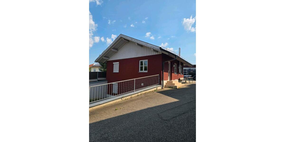 Einfamilienhaus Gangkofen - 4.5 Zimmer, 130 m&sup2;, 1.500&euro; | Angebot:26286836
