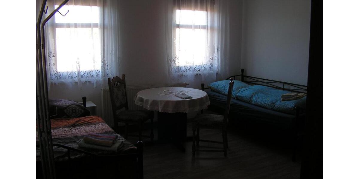 Wohnen auf Zeit Neukieritzsch - 4 Zimmer, 82 m&sup2;, 14&euro; | Angebot:25974648