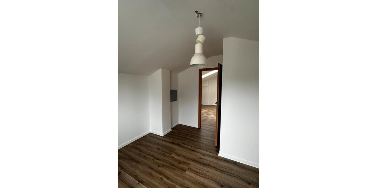 Maisonettenwohnung Steinhagen - 5 Zimmer, 125 m&sup2;, 1.250&euro; | Angebot:26700875