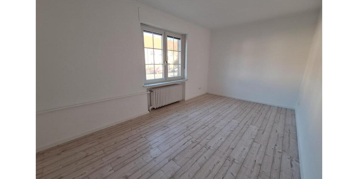 Hochparterre Wittenberge - 3 Zimmer, 149 m&sup2;, 1.100&euro; | Angebot:25478790