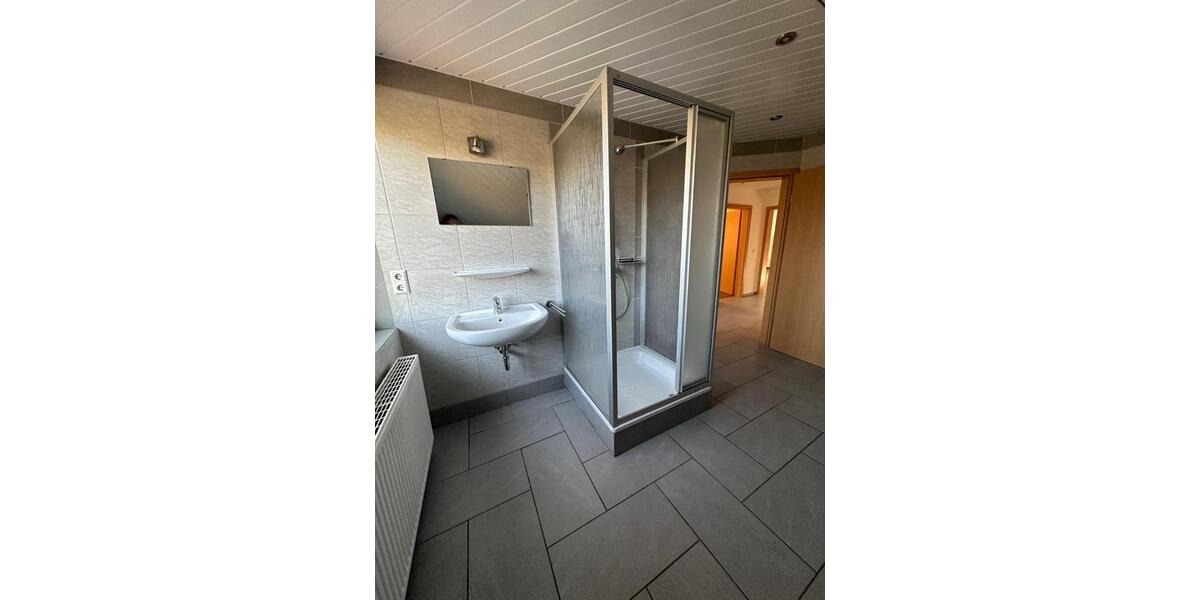 Dachgeschoßwohnung Westoverledingen - 4 Zimmer, 57 m&sup2;, 700&euro; | Angebot:23524768