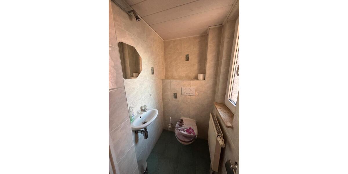 Einfamilienhaus Ilmenau - 9 Zimmer, 184 m&sup2;, 1.700&euro; | Angebot:26024492