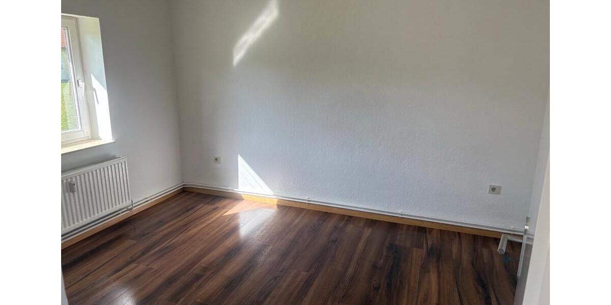Erdgeschoßwohnung Leese - 3 Zimmer, 62 m&sup2;, 370&euro; | Angebot:26041120