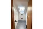 Helle 4-Zimmer-Wohnung im DG mit Balkon, EBK und Kellerraum