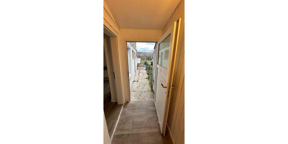 Ich vermiete ein schönes Haus in 99707 Kyffhäuserland. 6 zimmer