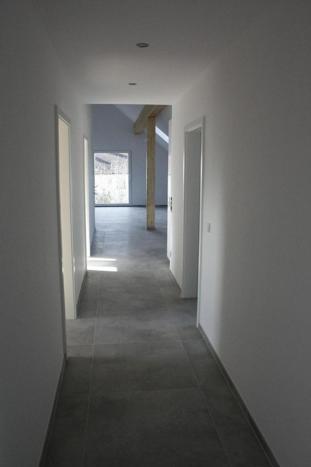 Helle 4-Zimmer Wohnung Nahe Freising