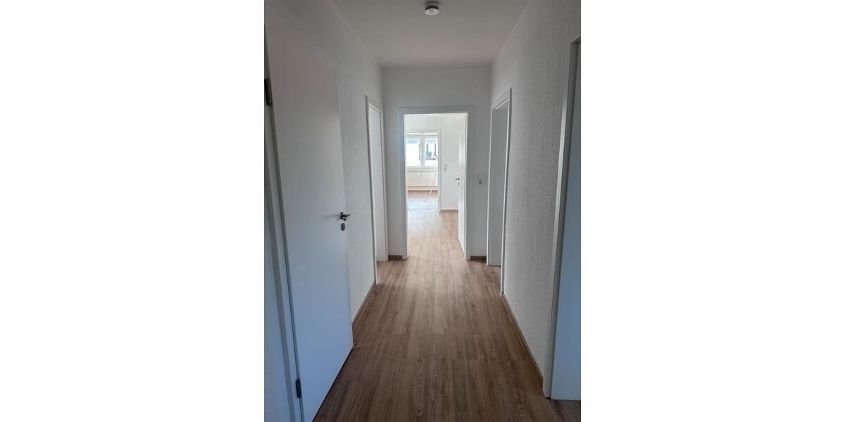 Etagenwohnung Wolfhagen - 3.5 Zimmer, 90 m&sup2;, 770&euro; | Angebot:26338603