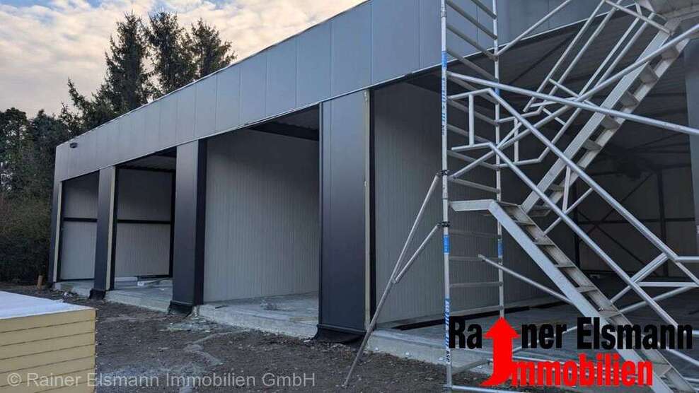 Halle in Emmerich am Rhein 400 € 503.85 m²