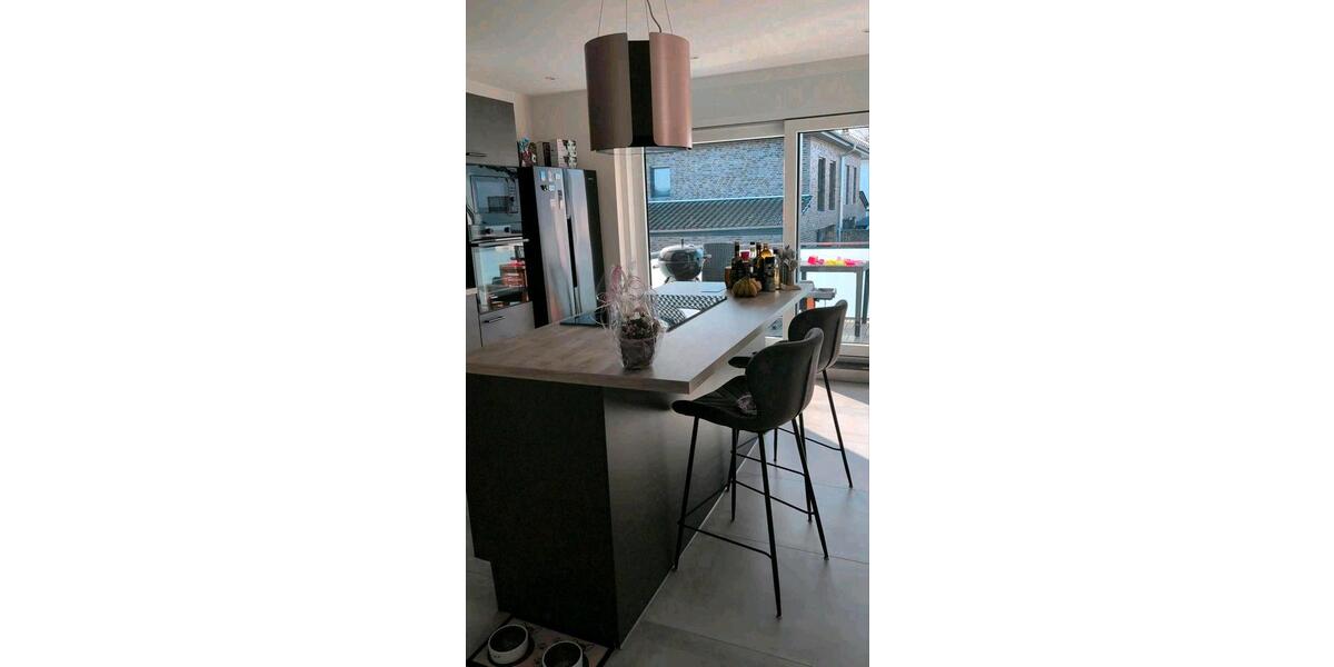 Hochparterre Aldenhoven - 4 Zimmer, 170 m&sup2;, 1.750&euro; | Angebot:26023946