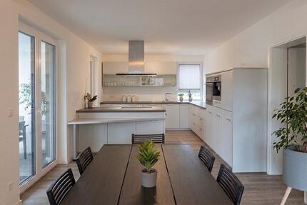 Wohnung Höxter - 6 Zimmer, 150 m&sup2;, 1.600&euro; | Angebot:26644899