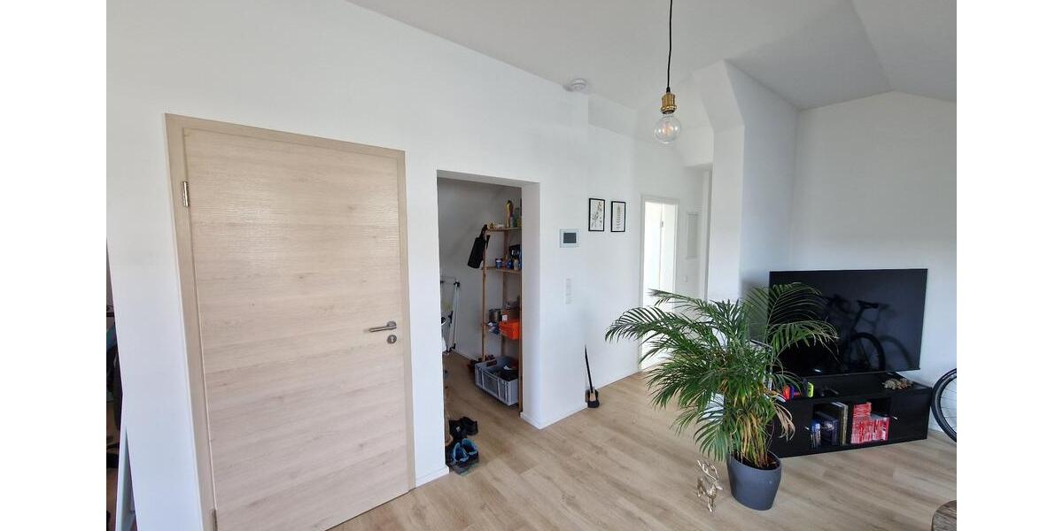 Dachgeschoßwohnung Albisheim (Pfrimm) - 2 Zimmer, 73 m&sup2;, 800&euro; | Angebot:26442559
