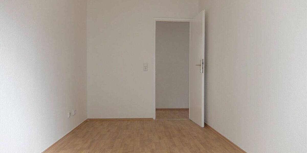 Etagenwohnung Chemnitz Yorckgebiet - 4 Zimmer, 71 m&sup2;, 365&euro; | Angebot:26834713