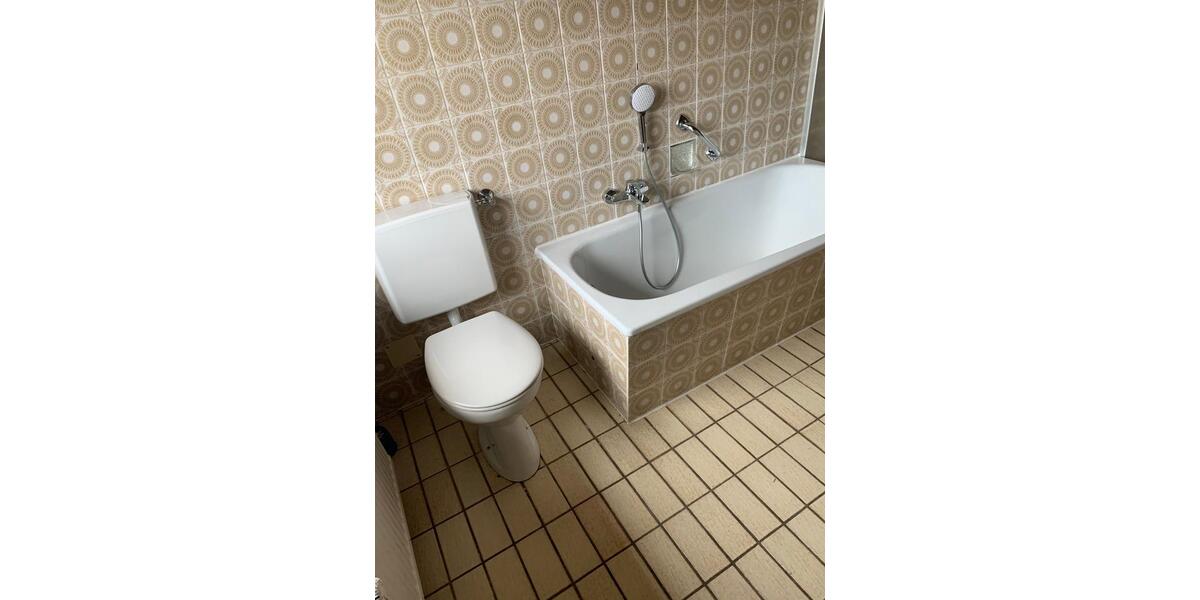 Etagenwohnung Eschwege - 2 Zimmer, 59 m&sup2;, 450&euro; | Angebot:25971733