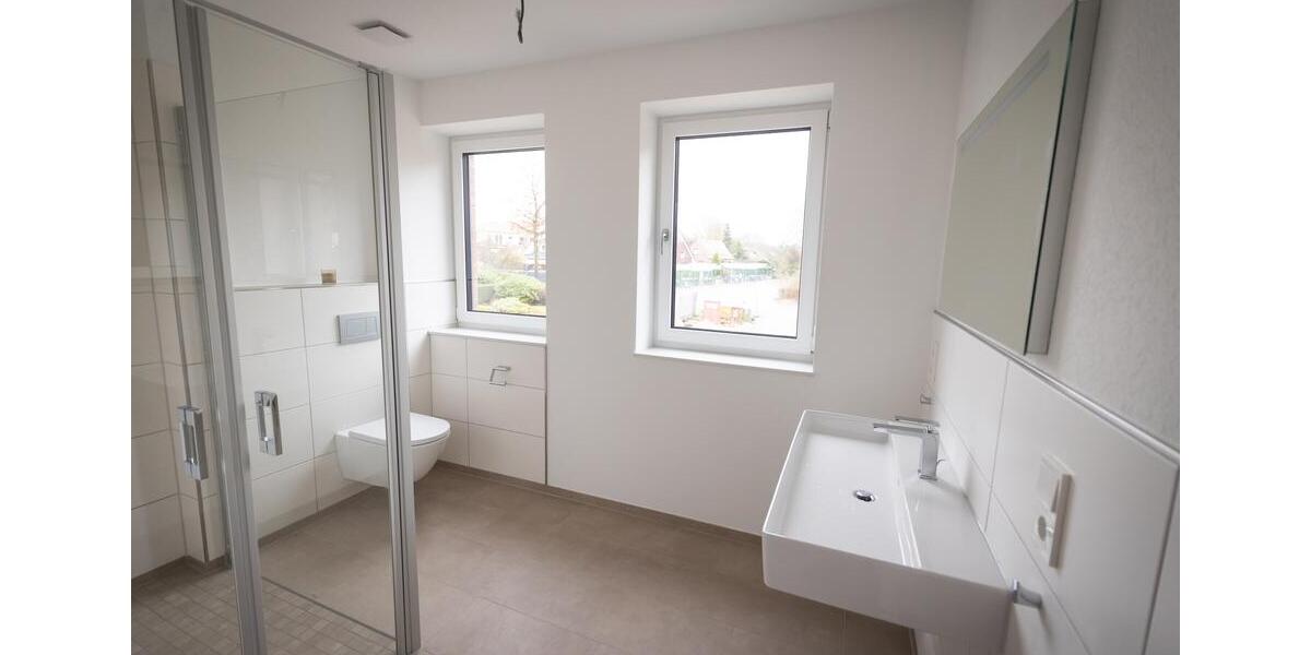 Reihenhaus Edewecht - 6 Zimmer, 122 m&sup2;, 1.680&euro; | Angebot:24992121