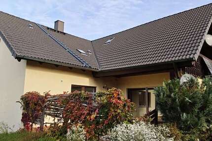 Wohnung zum Mieten in Hirschaid-Röbersdorf 1.200 € 162 m² 6 zimmer