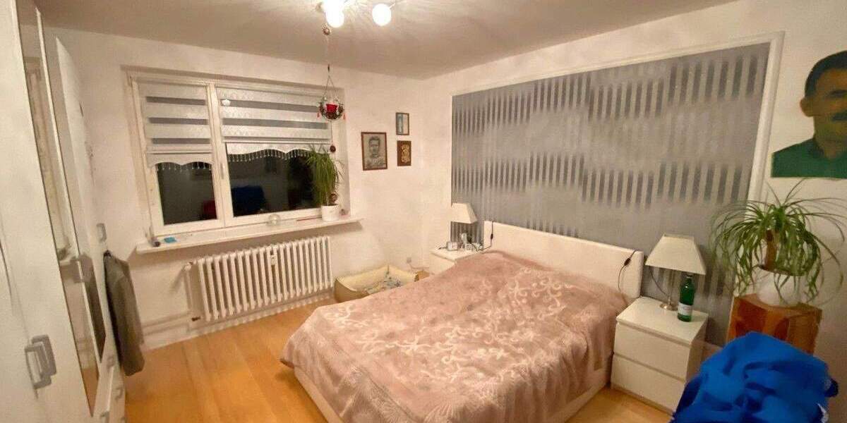 Etagenwohnung Hamburg Groß Borstel - 3 Zimmer, 84 m&sup2;, 1.400&euro; | Angebot:25338282