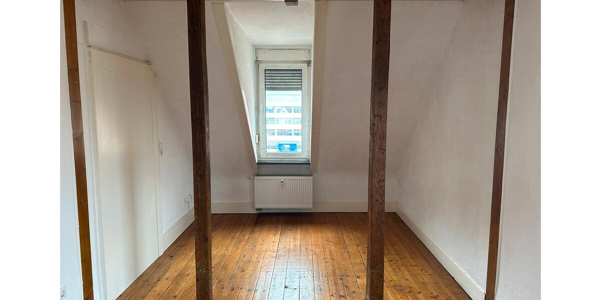 Dachgeschoßwohnung Bruchsal - 1 Zimmer, 17 m&sup2;, 301&euro; | Angebot:25536452