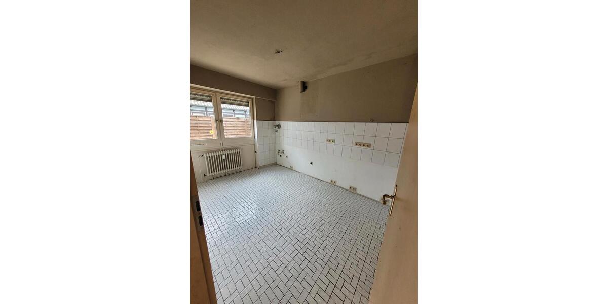 Etagenwohnung Tauberbischofsheim - 4 Zimmer, 112 m&sup2;, 950&euro; | Angebot:26440296