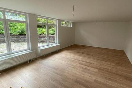 Wunderschön renovierte 2 Zimmerwohnung mit großer Terrasse nach Süden! 2 zimmer