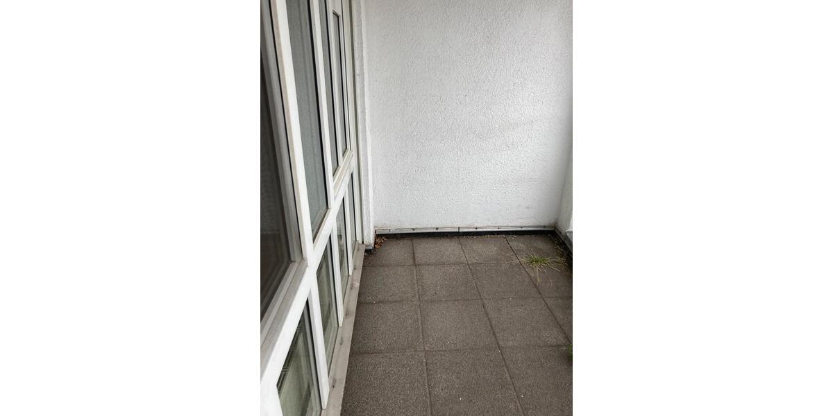 Dachgeschoßwohnung Freital - 2 Zimmer, 52 m&sup2;, 456&euro; | Angebot:13184124