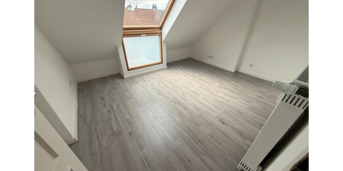 Dachgeschoßwohnung Langenselbold - 2 Zimmer, 48 m&sup2;, 480&euro; | Angebot:26227388