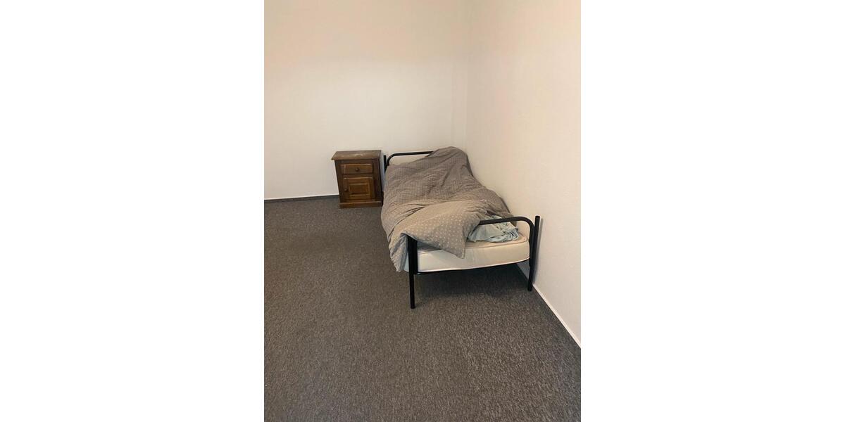 Wohnen auf Zeit Memmingen - 20 Zimmer, 110 m&sup2;, 500&euro; | Angebot:25647215