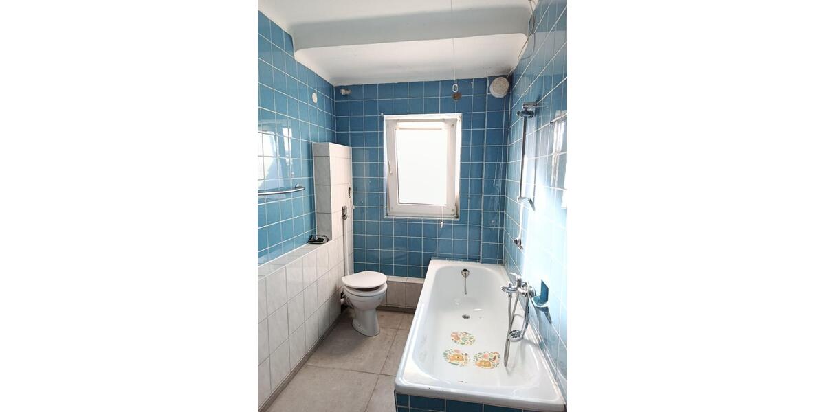 Dachgeschoßwohnung Saarbrücken - 1 Zimmer, 16 m&sup2;, 340&euro; | Angebot:26408968