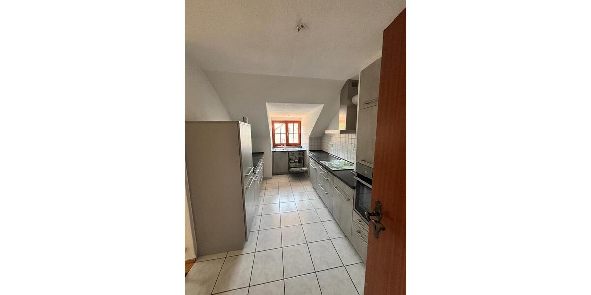 Etagenwohnung Schrozberg - 4 Zimmer, 97 m&sup2;, 890&euro; | Angebot:25990806