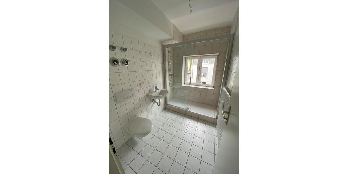 Etagenwohnung Altenburg - 2 Zimmer, 48 m&sup2;, 290&euro; | Angebot:26232465
