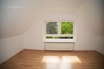 Dachgeschoßwohnung Buxtehude - 2.5 Zimmer, 76 m&sup2;, 690&euro; | Angebot:26624645
